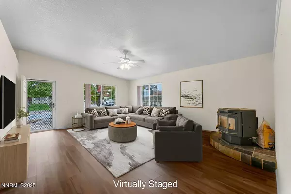 Sun Valley, NV 89433,6975 Carmen CT