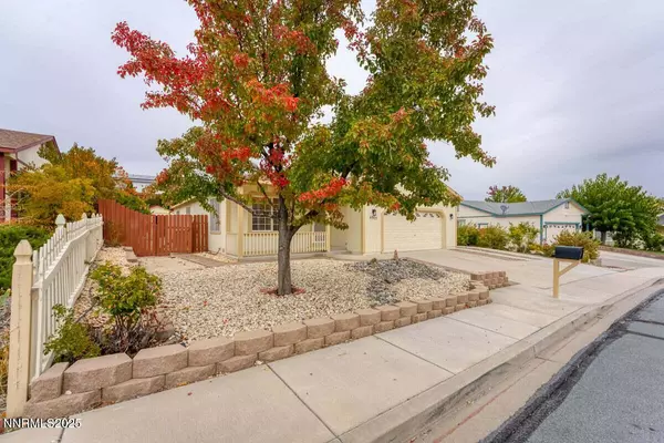 Sun Valley, NV 89433,6975 Carmen CT