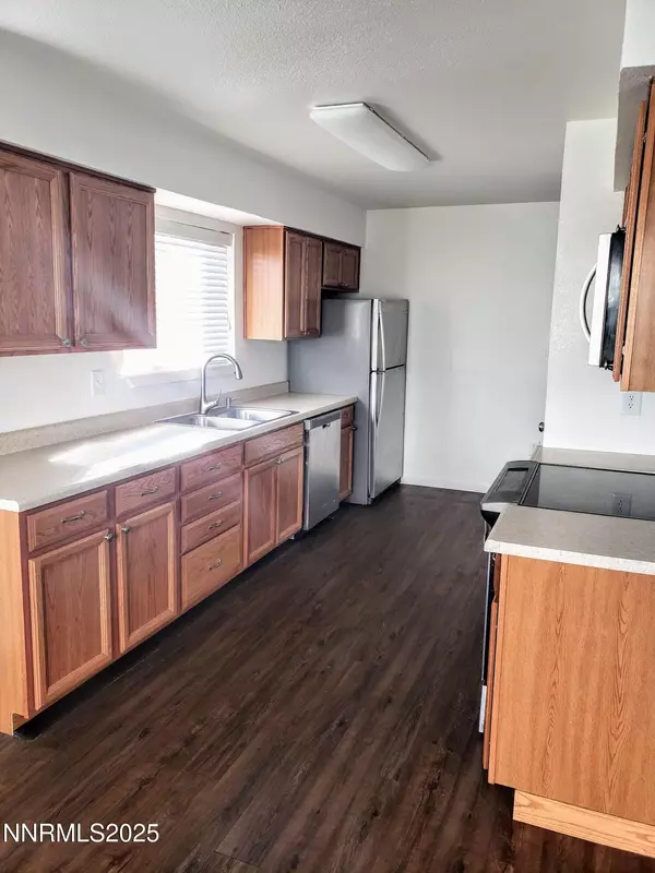 Reno, NV 89502,3976 Neil RD