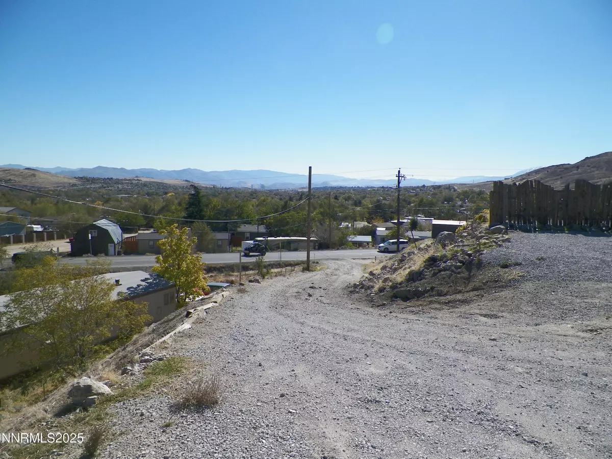 Sun Valley, NV 89433,245 W 7th AVE