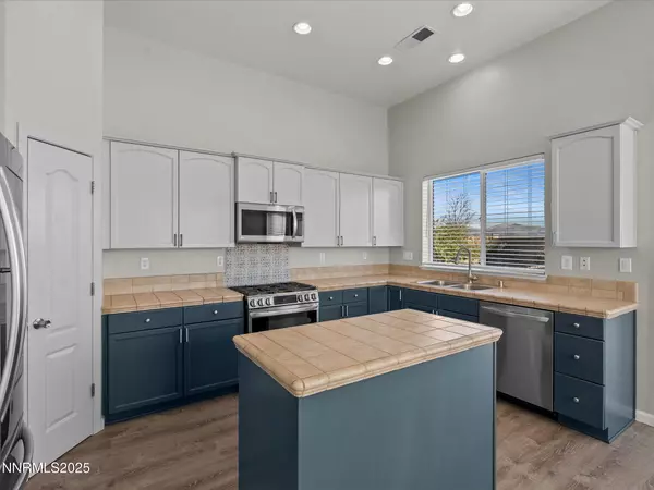 Fernley, NV 89408,114 Red Oak Ct