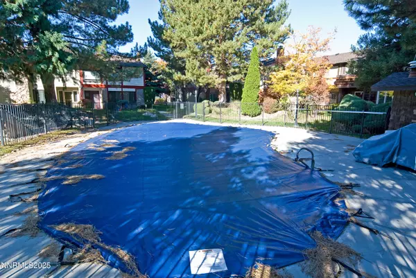 Reno, NV 89509,1433 Foster