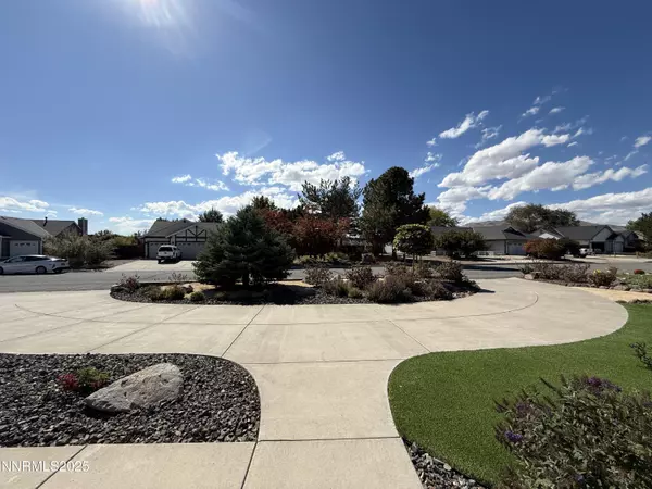 Sparks, NV 89441,25 Nives CT