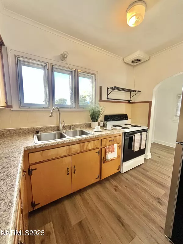 Reno, NV 89502,531 E Taylor ST