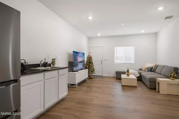 Dayton, NV 89403,707 Butte Creek