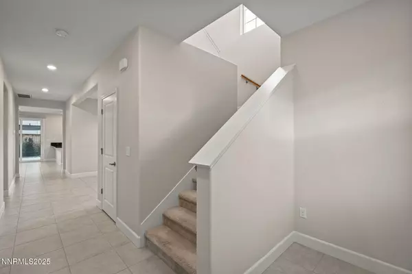 Sparks, NV 89436,1119 Roswell RD