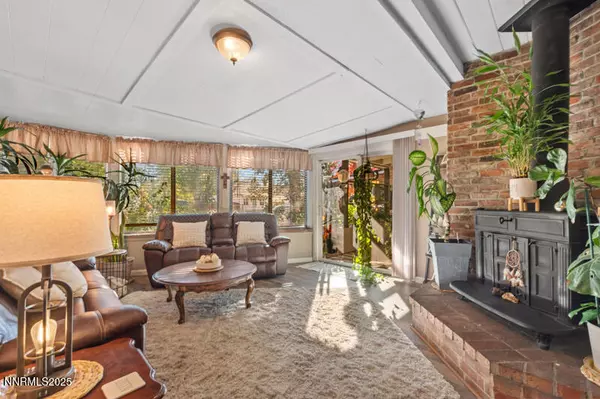 Sparks, NV 89431,10 Lincoln