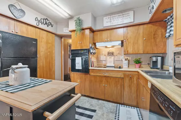 Sparks, NV 89431,10 Lincoln