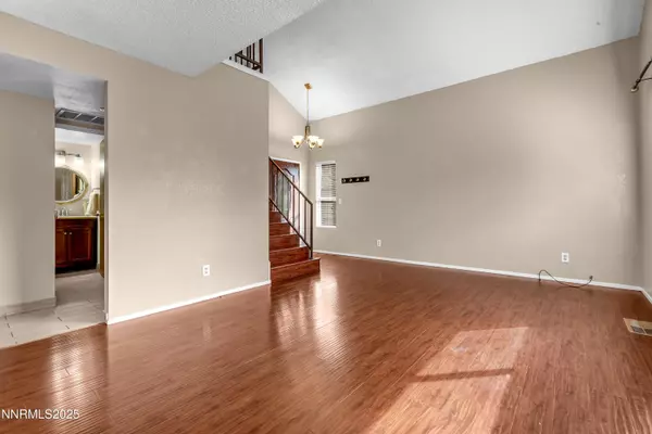 Sparks, NV 89434,1688 Round Mountain