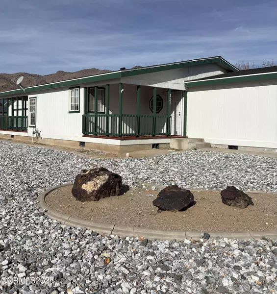 221 Glen Vista, Dayton, NV 89403