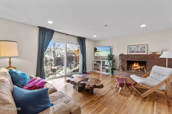 Reno, NV 89503,2860 Van Buren DR