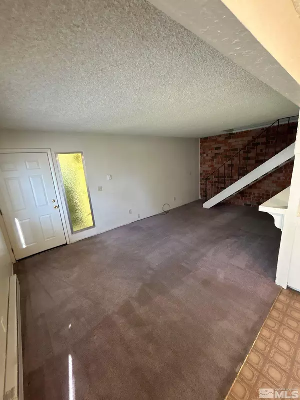Reno, NV 89502,5020 Catalina DR #3