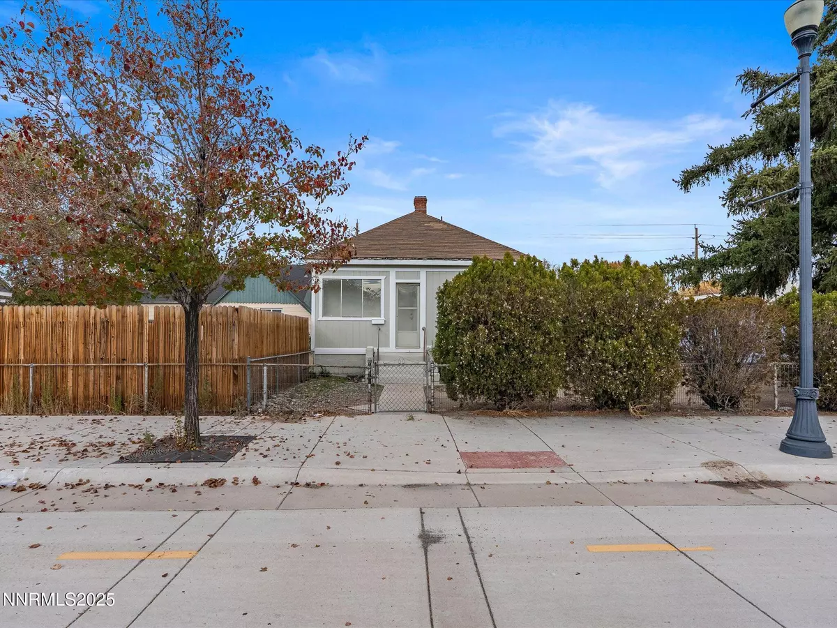 Sparks, NV 89431,324 Victorian