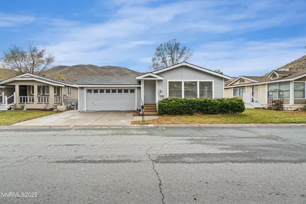 14 Ave De La Couleurs, Sparks, NV 89434