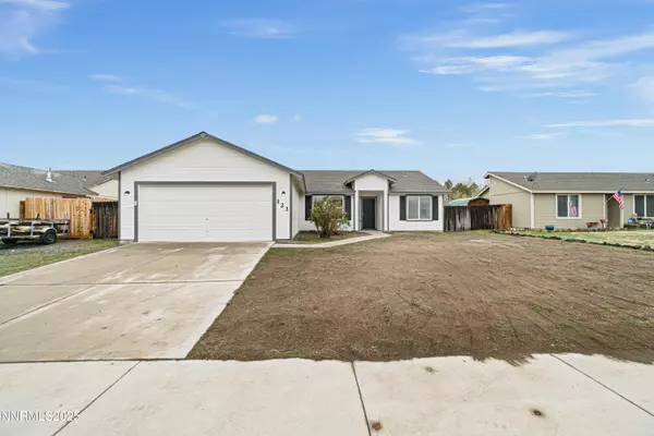 123 Shadow Mountain, Fernley, NV 89408