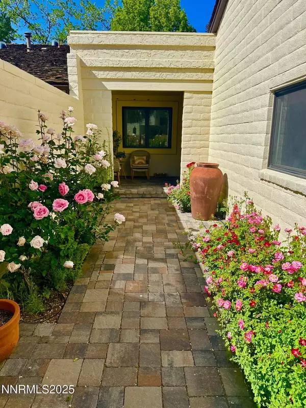 Reno, NV 89509,5012 Lakeridge