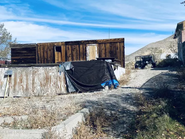 232 N South ST, Tonopah, NV 89049