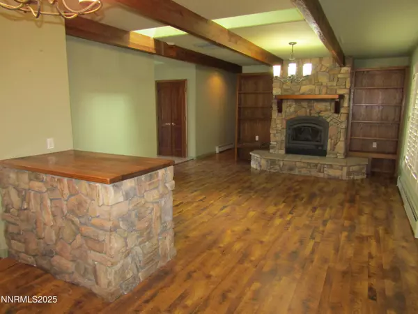 Yerington, NV 89447,158 E Walker