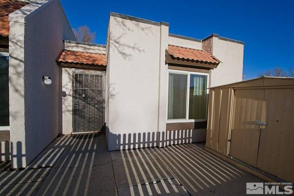 1041 Baywood DR ##A, Sparks, NV 89431