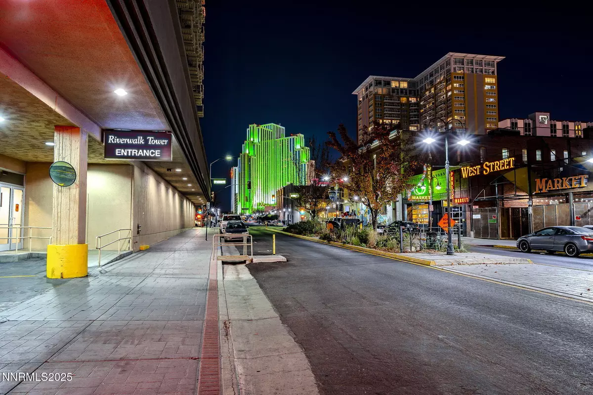 Reno, NV 89501,200 W 2nd ST #502