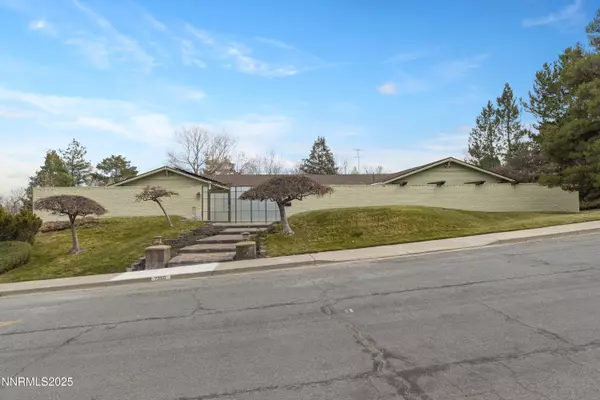 2350 Eva Adams, Reno, NV 89509