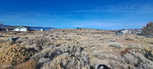 1818 Long CT, Gardnerville, NV 89410