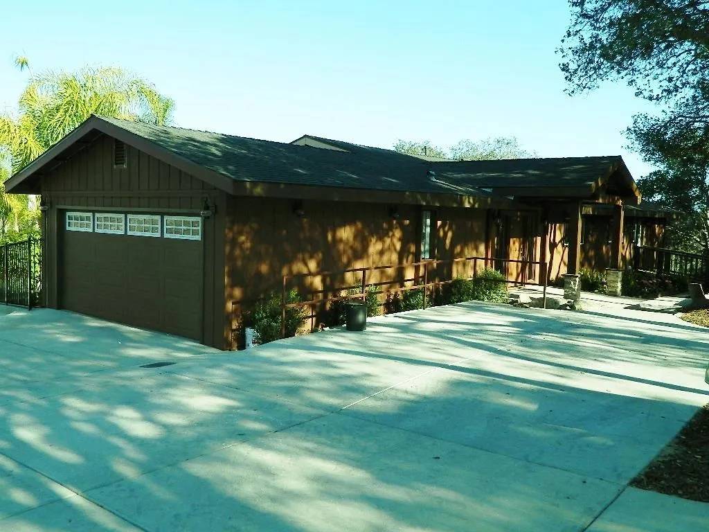 2356 Oak Haven, CA 93420