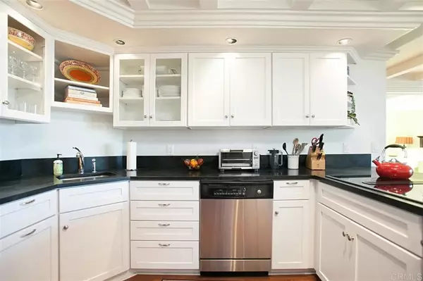 Del Mar, CA 92014,1552 CAMINO DEL MAR #402