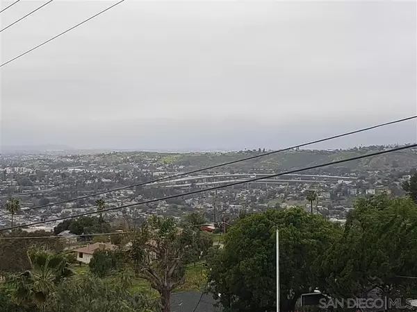 Spring Valley, CA 91977,000 San Miguel #13