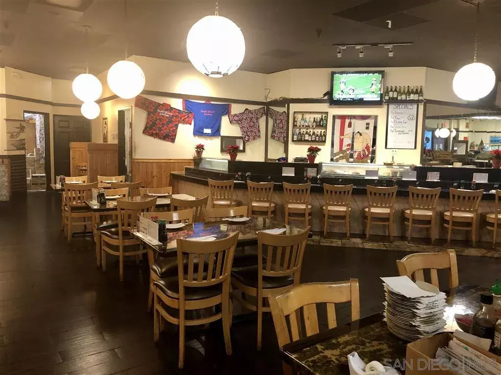 Encinitas, CA 92024,214 N El Camino Real