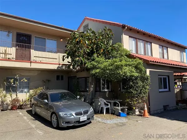 San Diego, CA 92103,3774 5th Ave #7-10