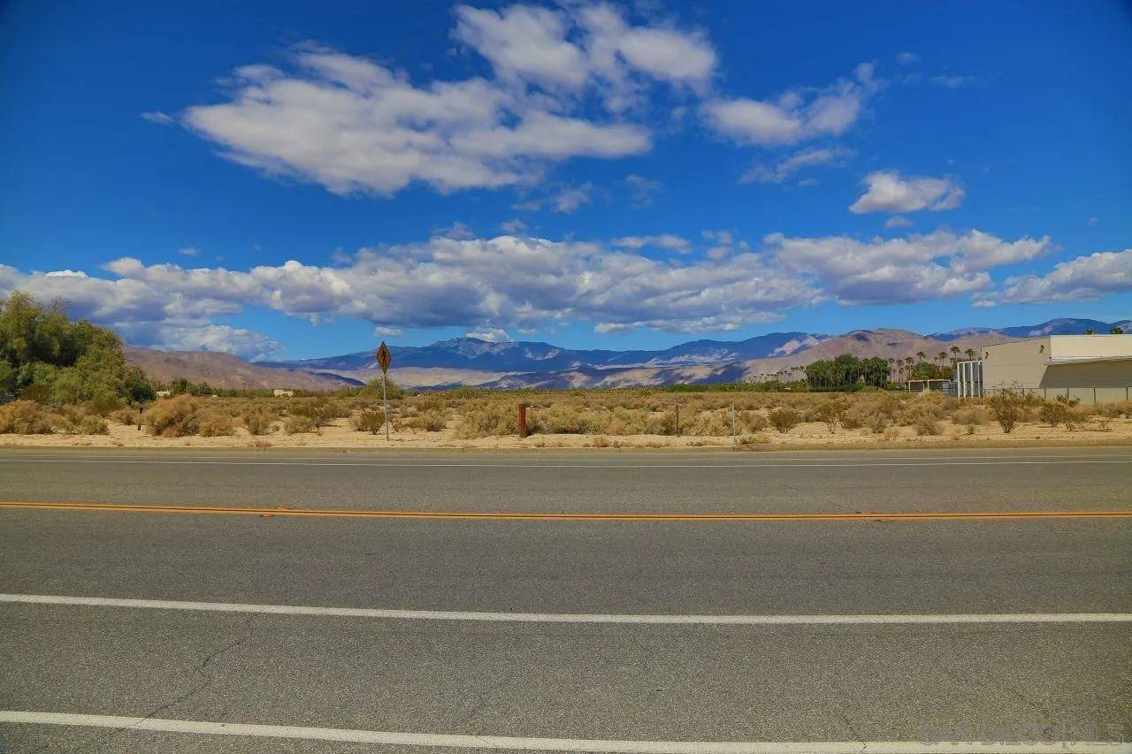 Borrego Springs, CA 92004,17 Palm Canyon Dr #17