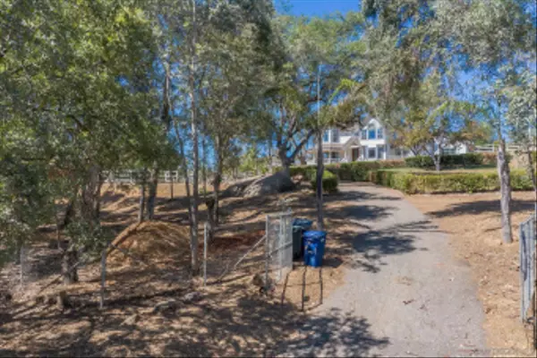 Valley Center, CA 92082,27046 Shiloh Lane