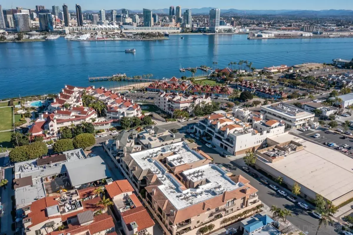 Coronado, CA 92118,120 C #202