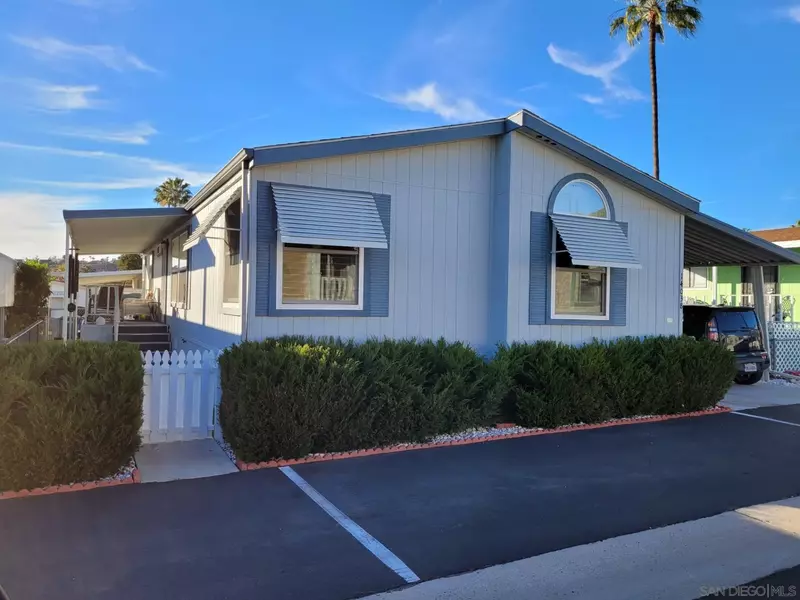 14038 Gardenia Ave #230, Poway, CA 92064
