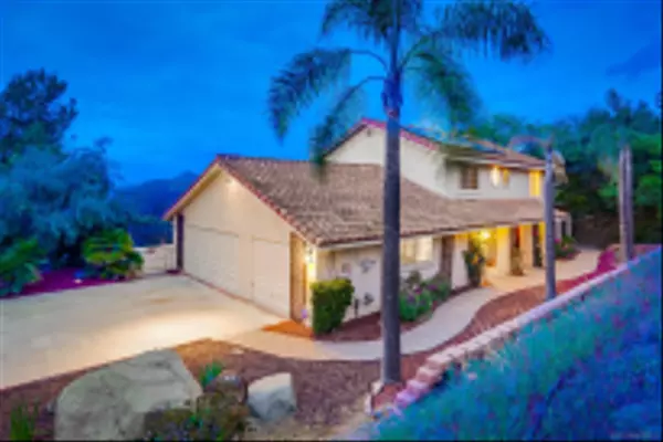 29091 N View Lane, Escondido, CA 92026
