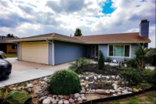 3012 Avenida De Lamar, Spring Valley, CA 91977