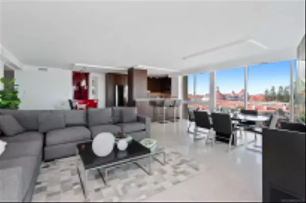 1720 Avenida del Mundo #608, Coronado, CA 92118