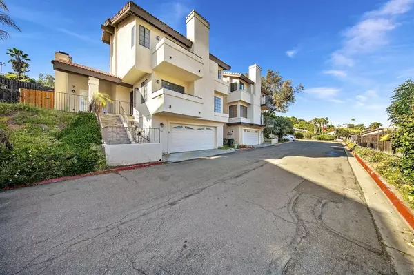 Spring Valley, CA 91977,9960 Felicia Ln