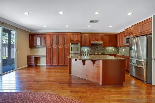 Chula Vista, CA 91913,961 Red Granite Rd