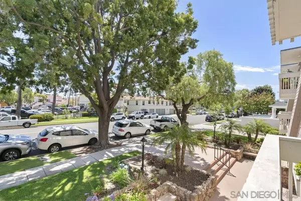 Coronado, CA 92118,516 E Ave