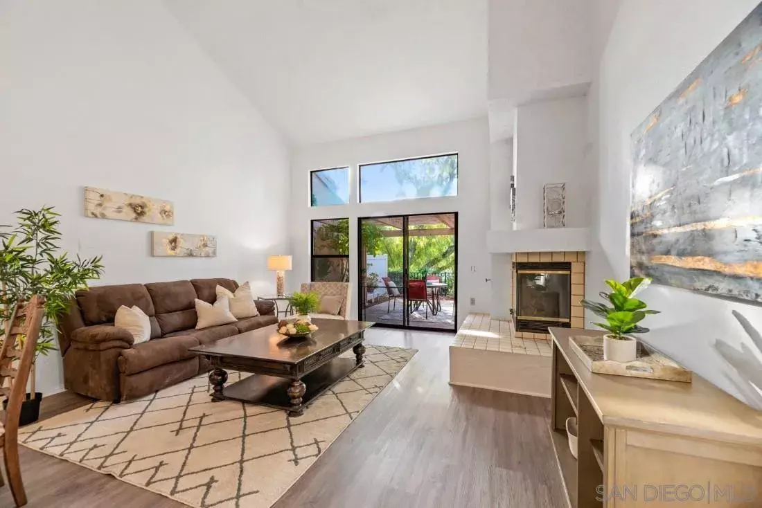 San Diego, CA 92128,15615 Caldas De Reyes