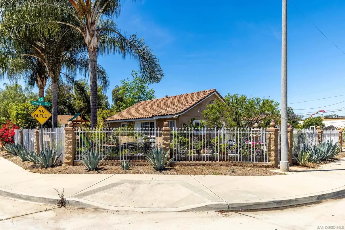 Escondido, CA 92025,404 W 10th