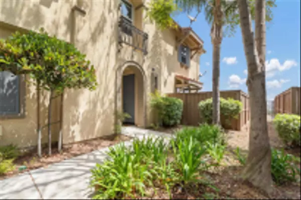 San Diego, CA 92114,425 S MEADOWBROOK DR #147