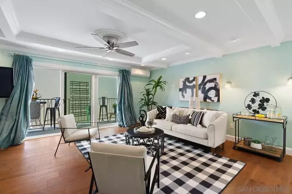 La Jolla, CA 92037,909 Coast Blvd #4