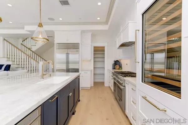 Coronado, CA 92118,1046 Isabella Avenue