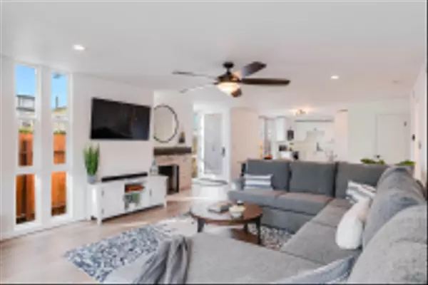 2735 Mission Blvd, San Diego, CA 92109