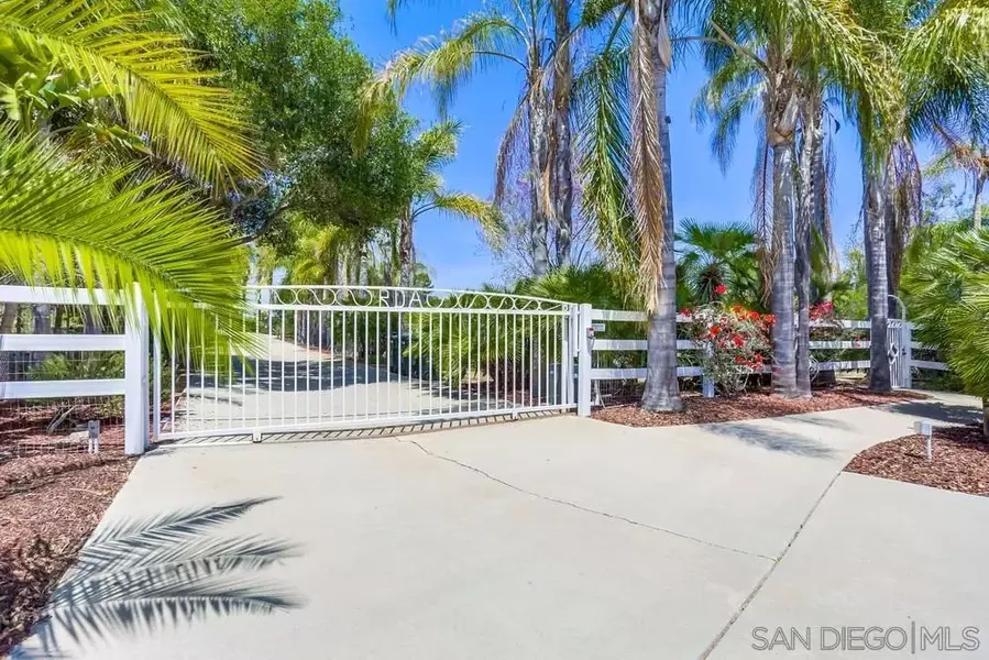 1378 Sycamore Hts, Fallbrook, CA 92028