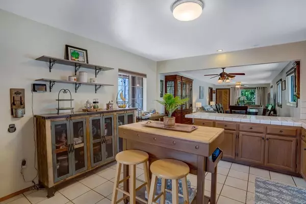 Lemon Grove, CA 91945,8433 Adams St