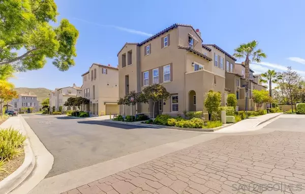 San Diego, CA 92127,10558 Zenor Ln #56